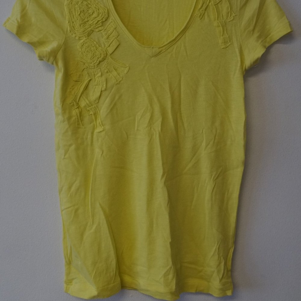 J.Crew Embellished Yellow V-Neck Tee S - Picture 4 of 4